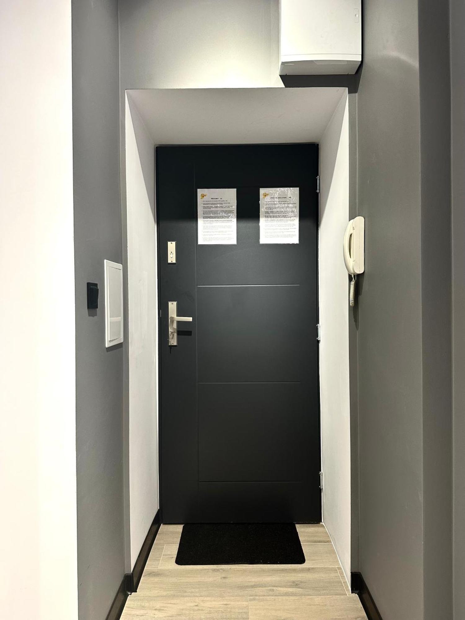 Szewska Apartment ~ 200M Main Square ~ Self Check-In 20H فروتسواف الغرفة الصورة