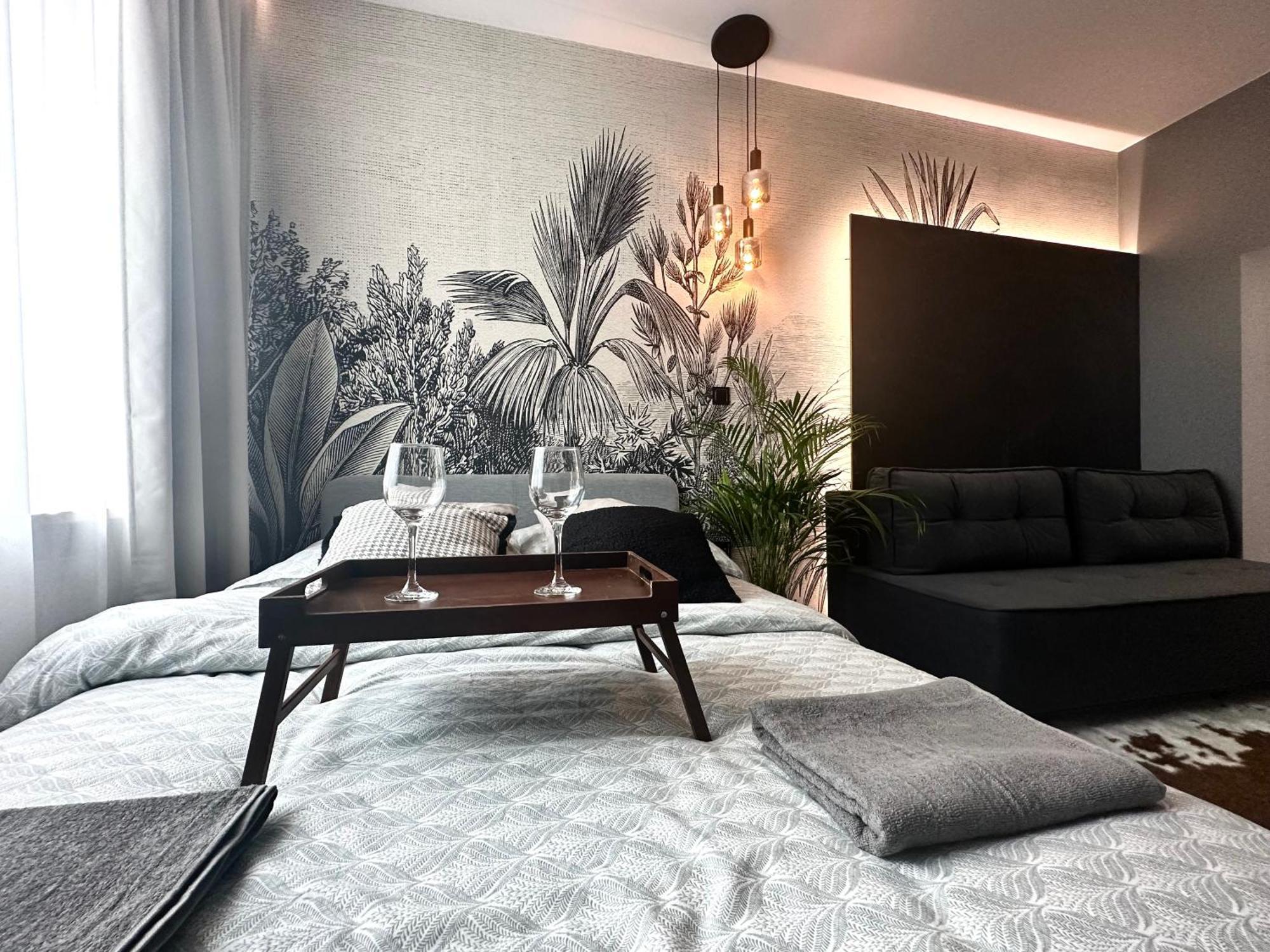 Szewska Apartment ~ 200M Main Square ~ Self Check-In 20H فروتسواف الغرفة الصورة